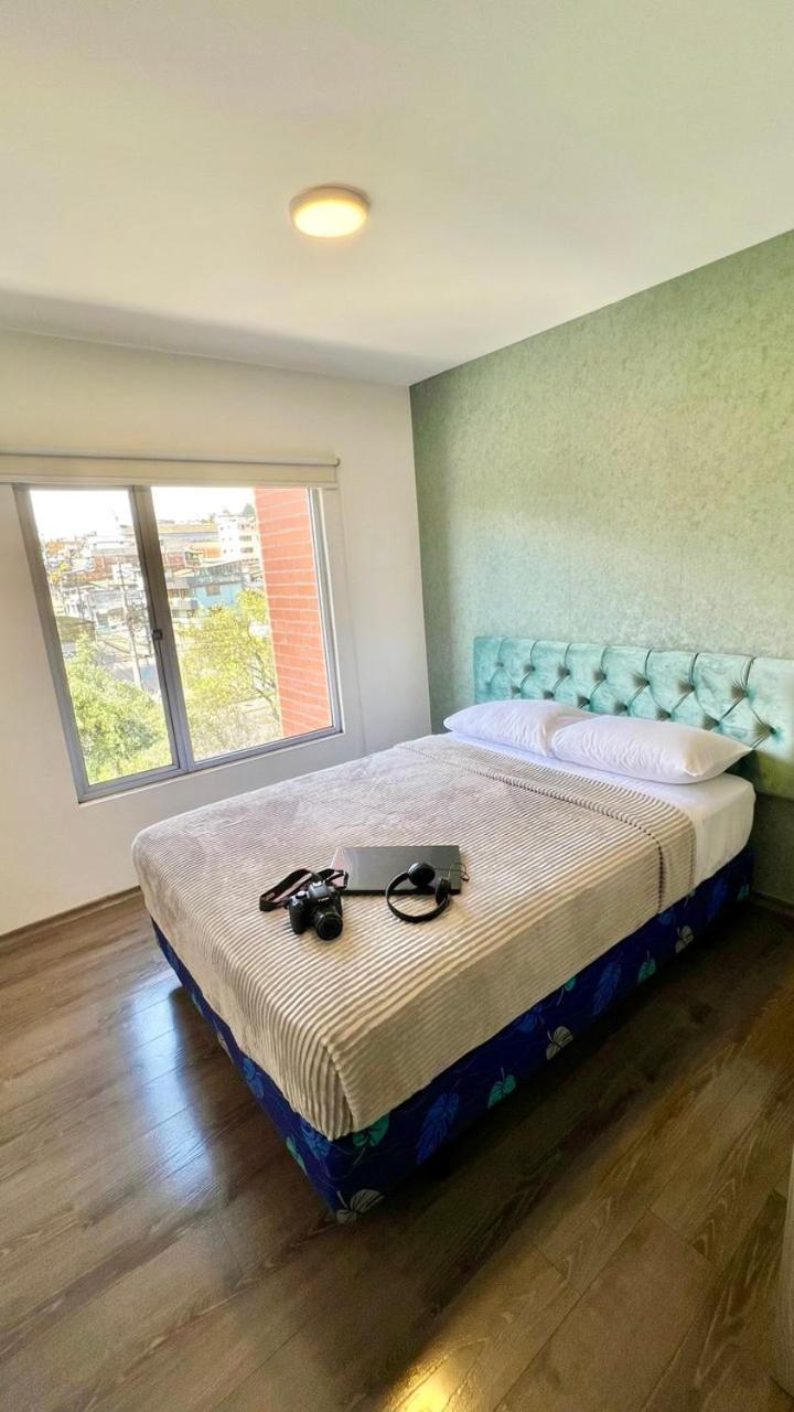 Cerca De Solca Y Embajada Americana Apartment Quito